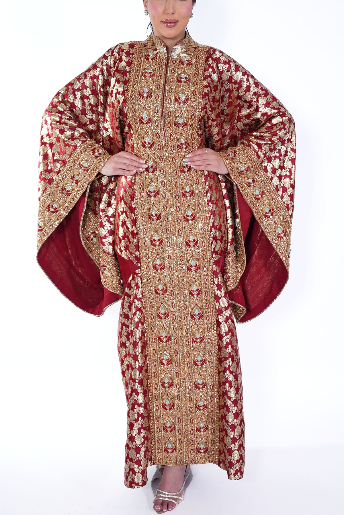 Shahad Rouge Zari Thob Al Nashal