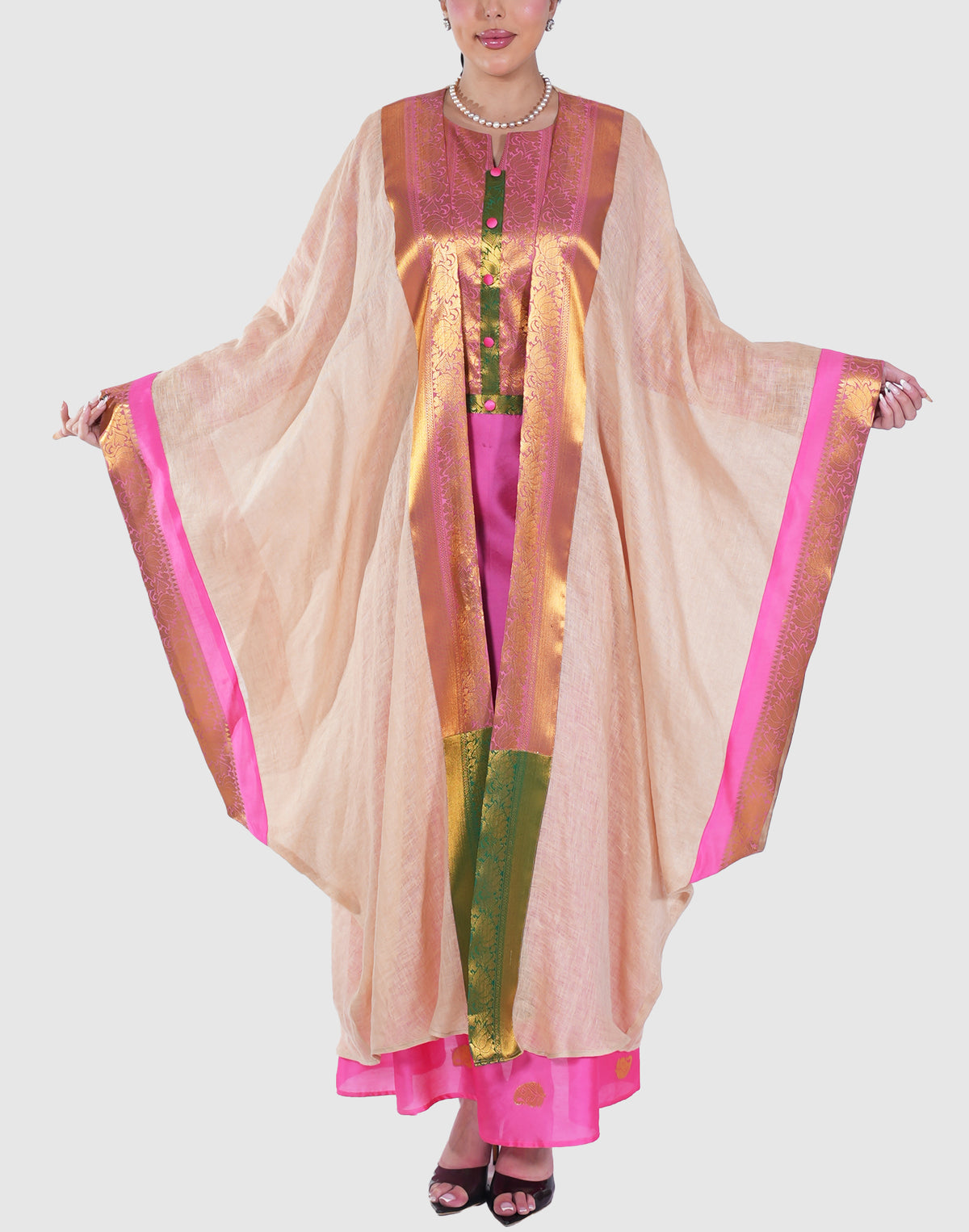 Nahla Peach Sari Bisht