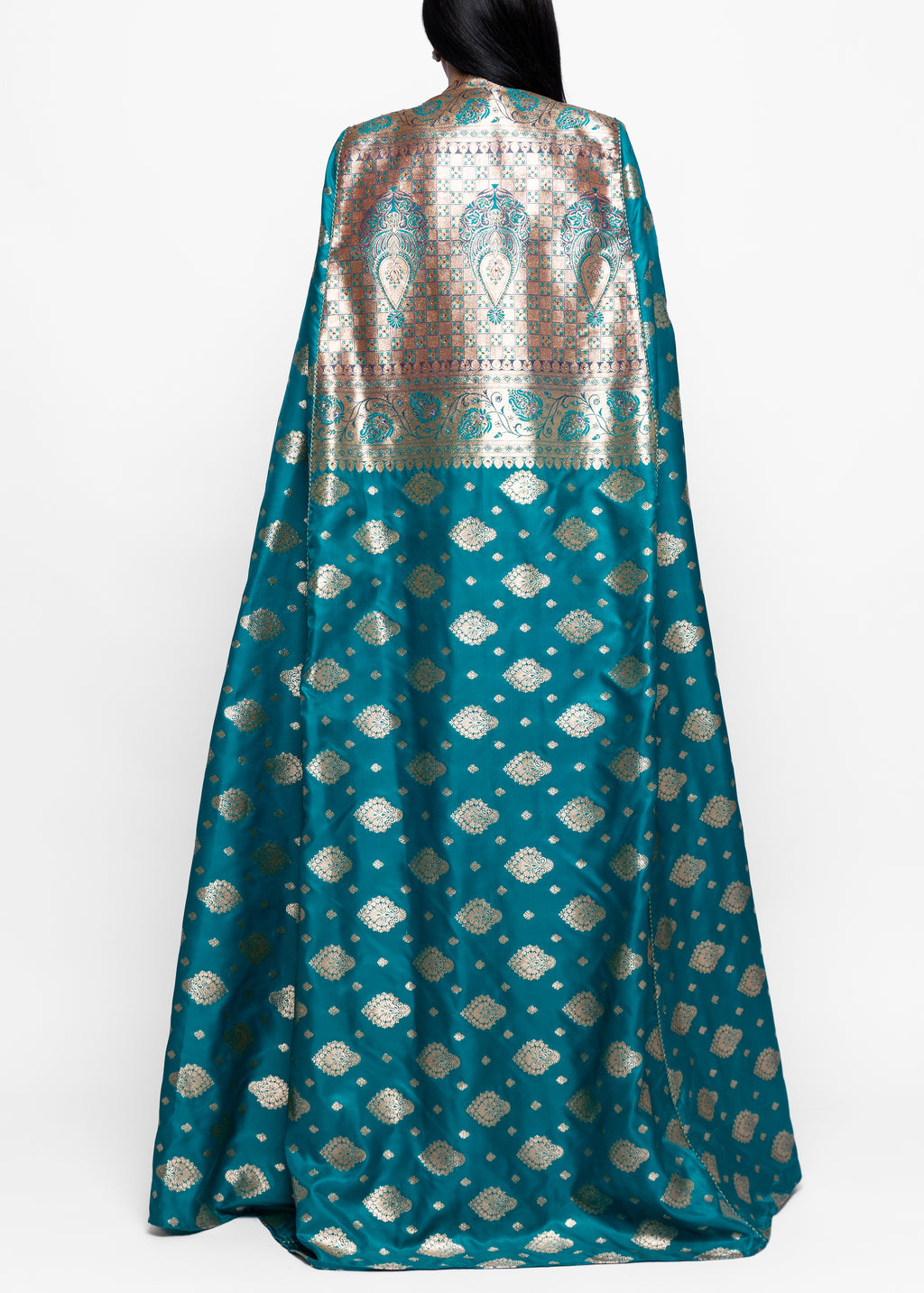 Sumaya Azure Medallion Cape