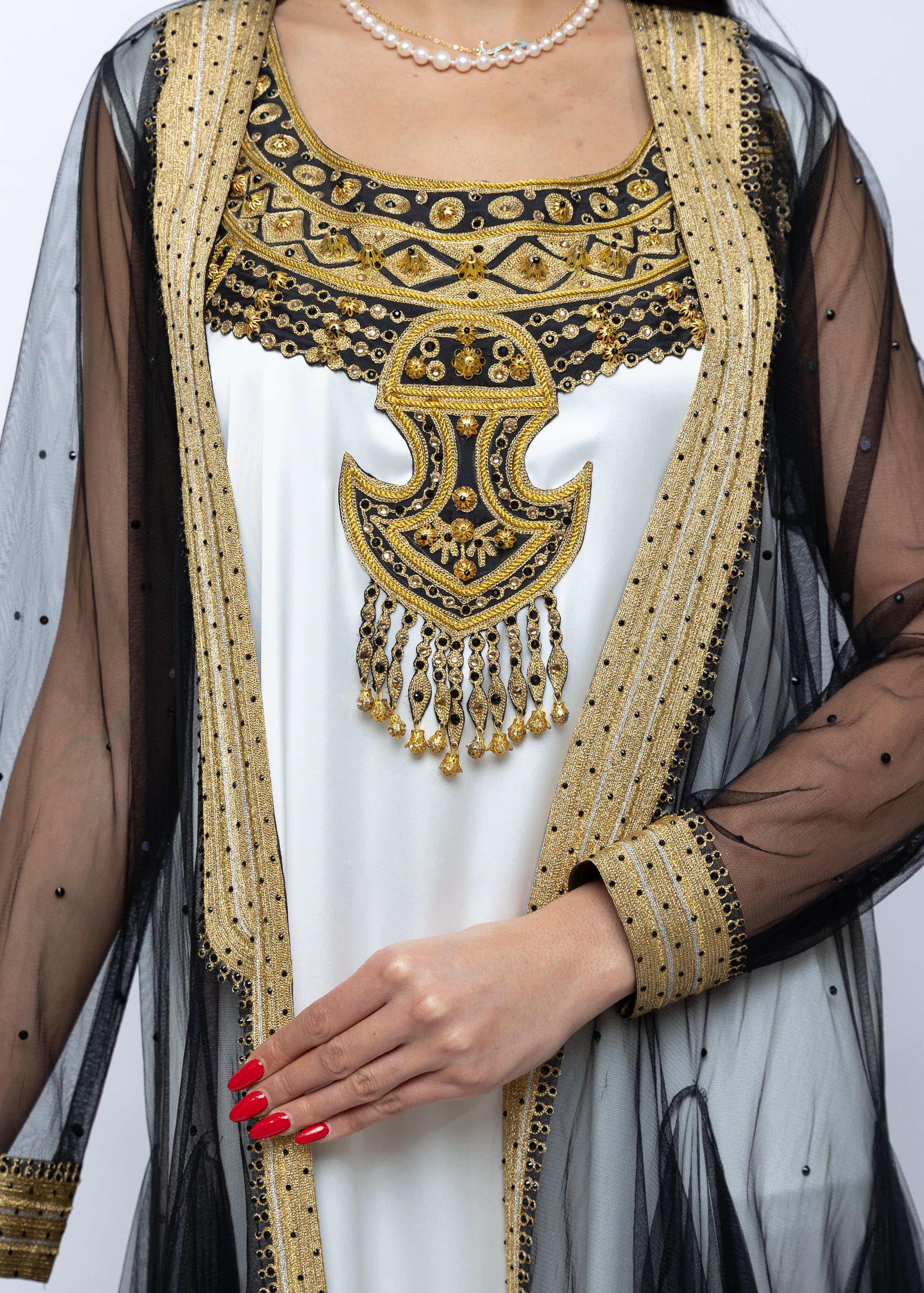 Cleopatra Noir Tulle Bisht
