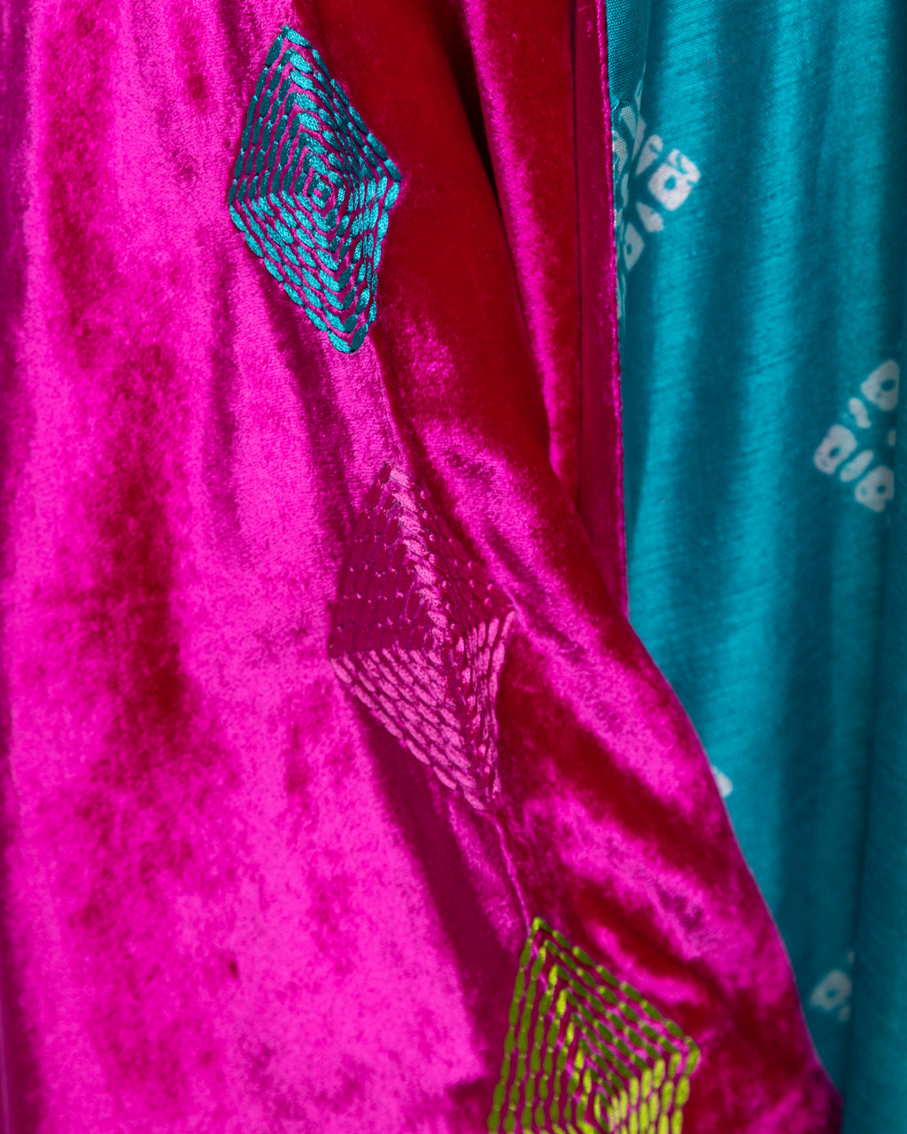 Zahra Fuchsia Carnival Bisht