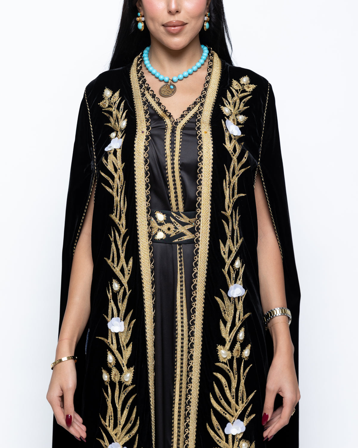 Fajr Noir Golden Garden Cape