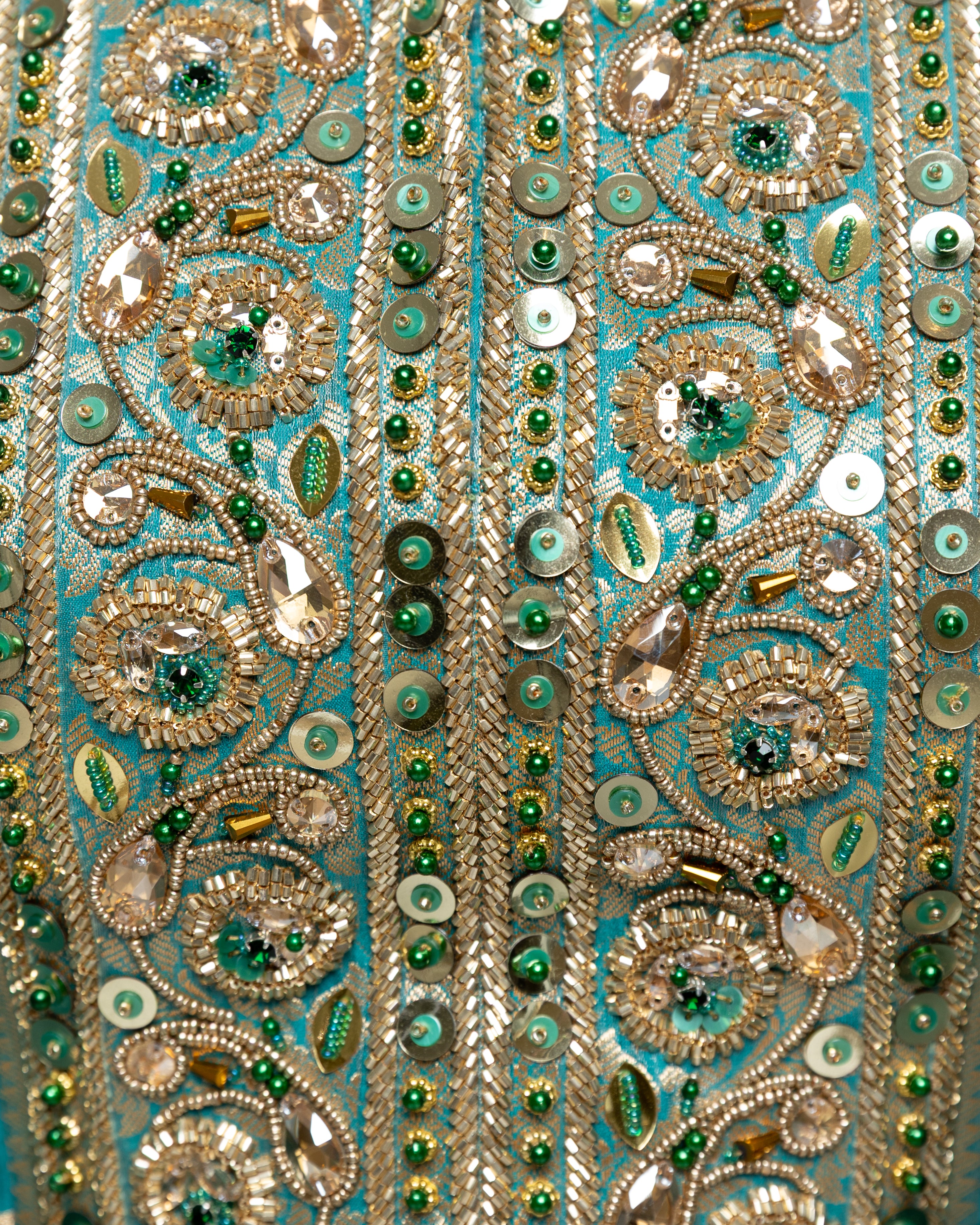 Buthaina Embellished Sari Silk Kaftan