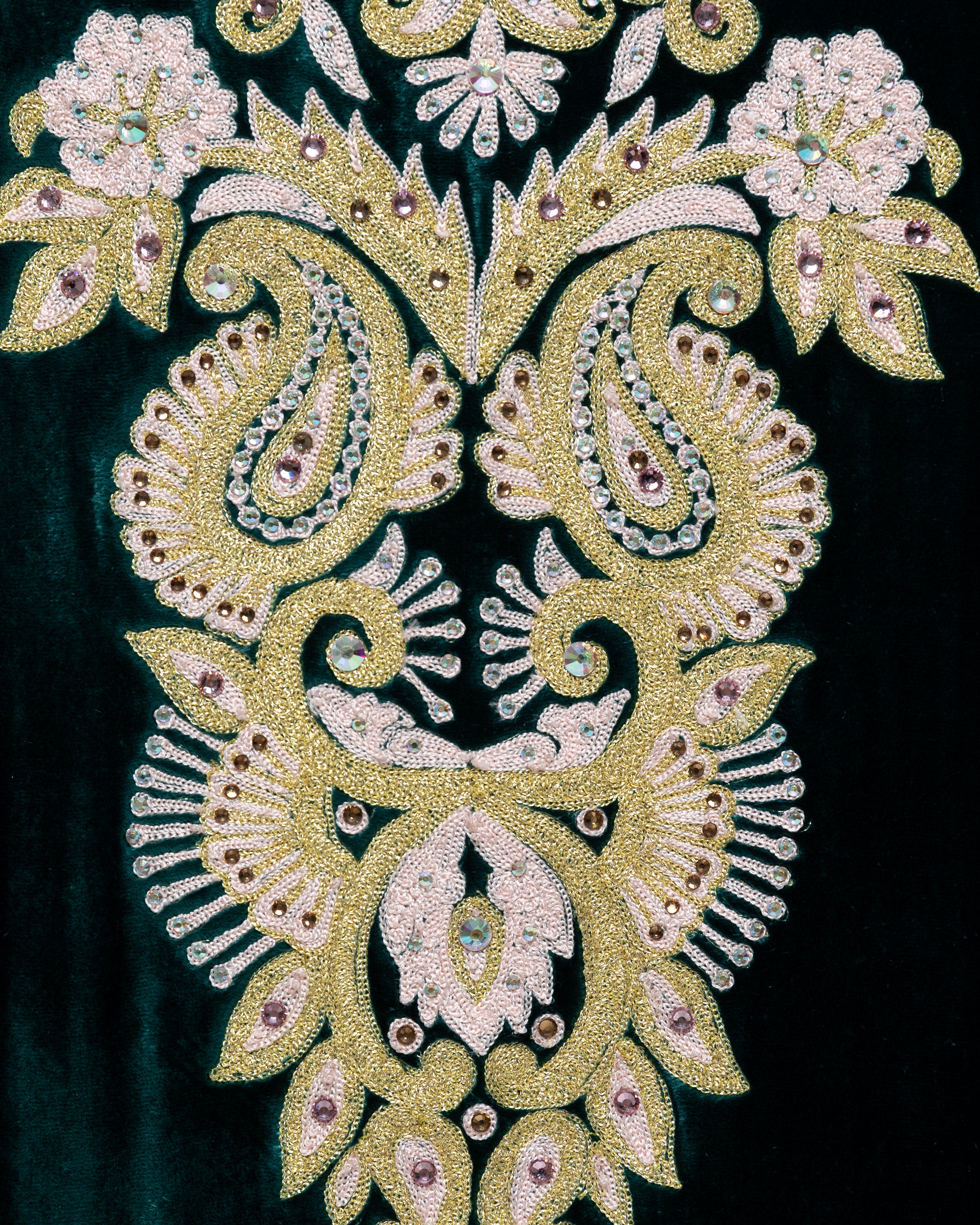 Al Jazi Velvet Sari Nashal Kaftan