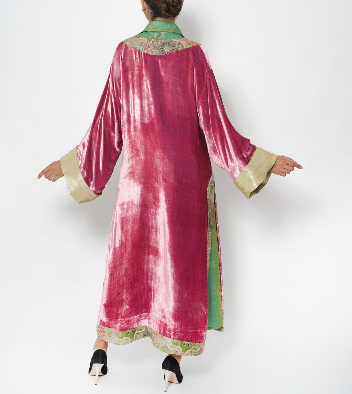 Wadha Rose Heritage Silk Velvet Kaftan