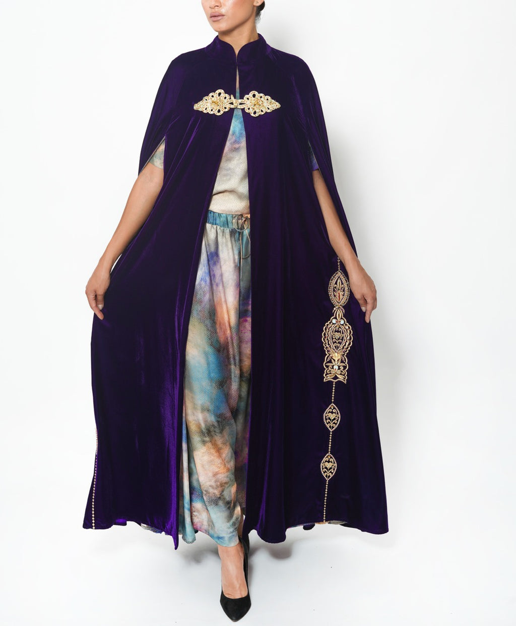 Fakhra Amethyst Silk Velvet Cape