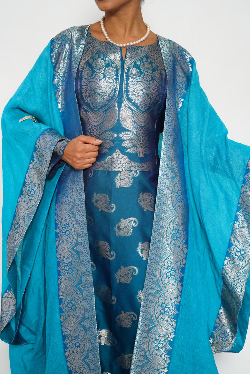 Roudha Turquoise Silver Linen Bisht