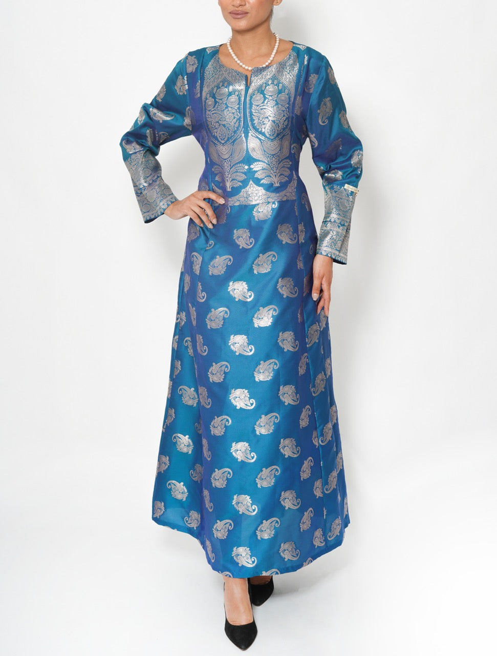 Maha Sapphire Paisley Sari Brocade Jalabiya