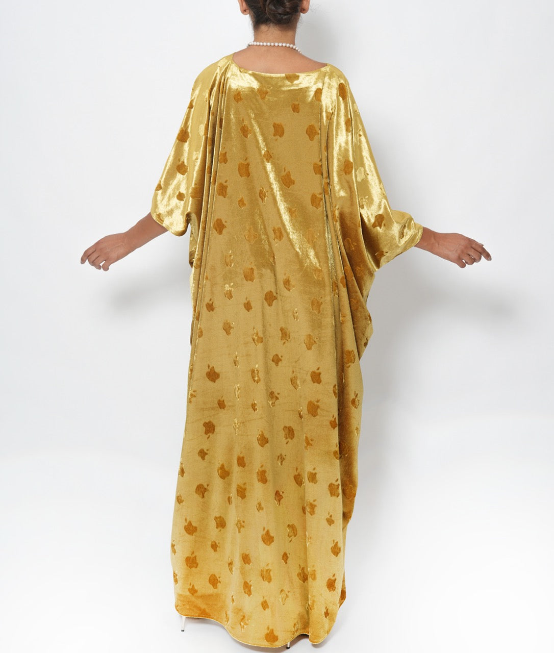 Sultana Gold Bloom Silk Velvet Jalabiya