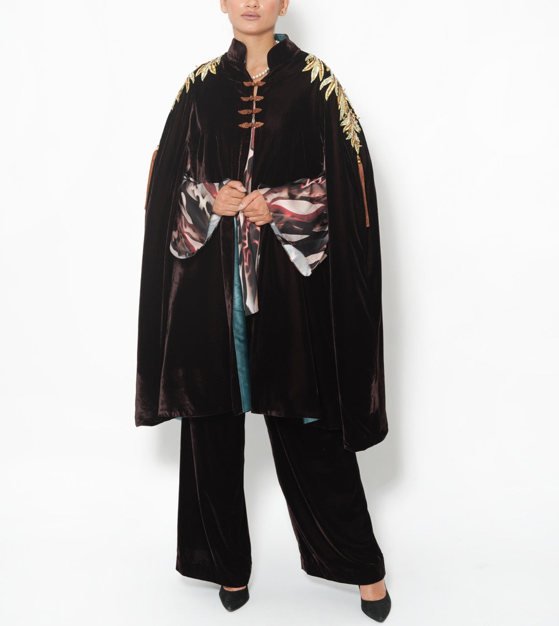Widad Golden Leaf Cotton Velvet Cape