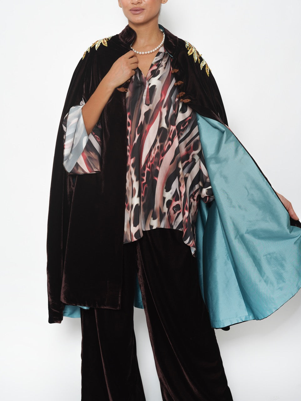 Widad Golden Leaf Cotton Velvet Cape